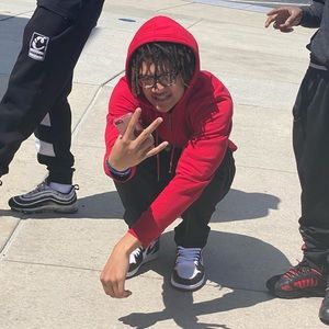 Meet your Posher, Quinton